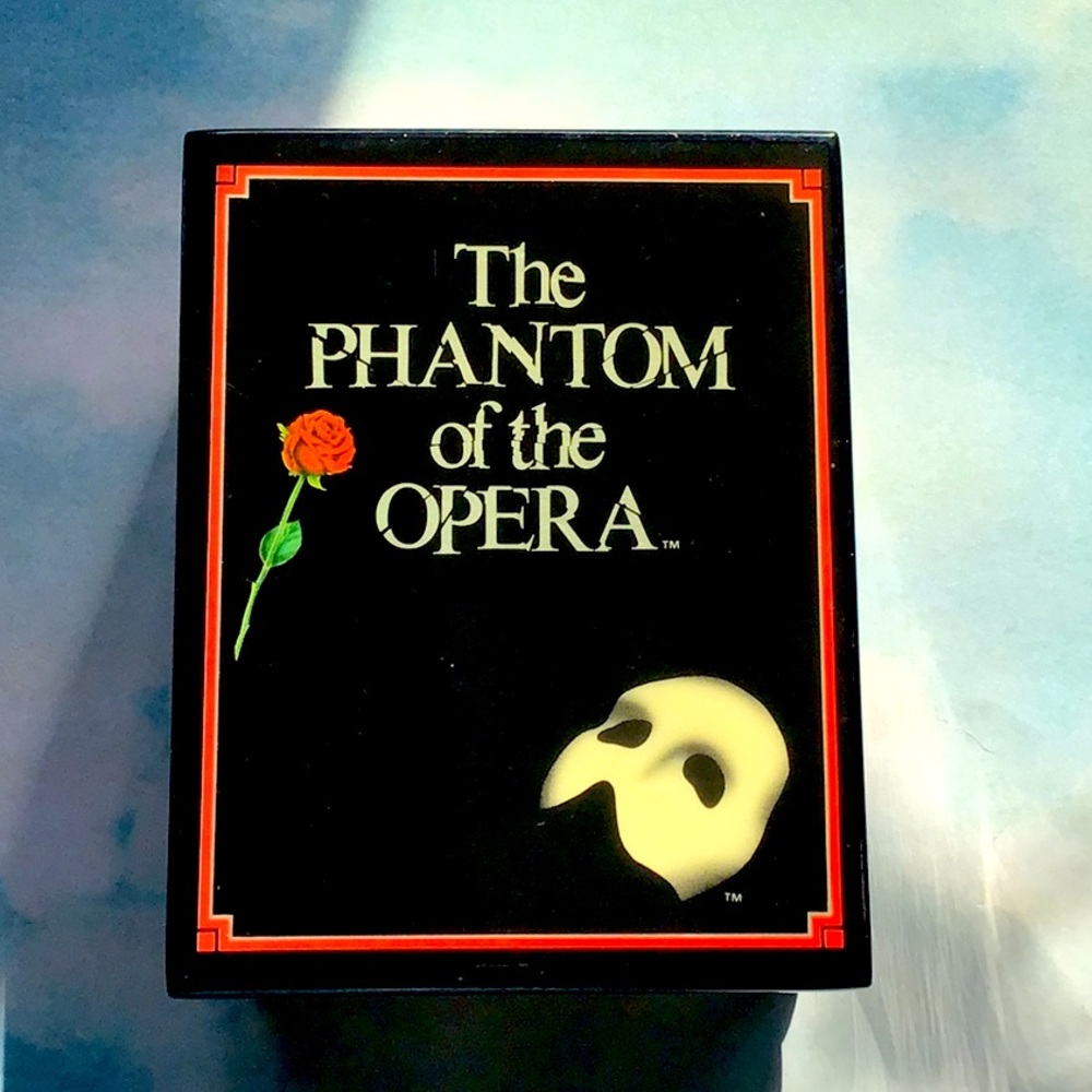 VINTAGE Phantom of the Opera Music jewelry Box 🌹 music of the night